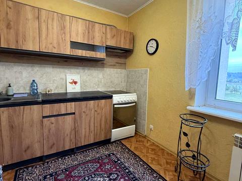 квартира за адресою Дніпровська набережна вул., 13