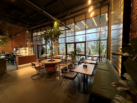 коммерческая по адресу Всеволода Змеенко ул., 21а