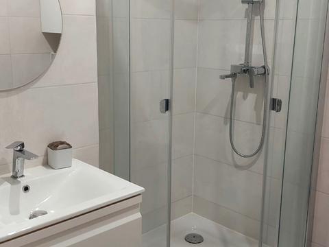 квартира по адресу Ревуцкого ул., 40-Б