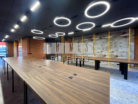 комерційна за адресою Джона Маккейна вул. (Івана Кудрі), 1-А