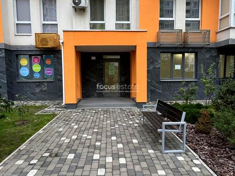 комерційна за адресою Київ, Берестейський просп. (Перемоги), 67