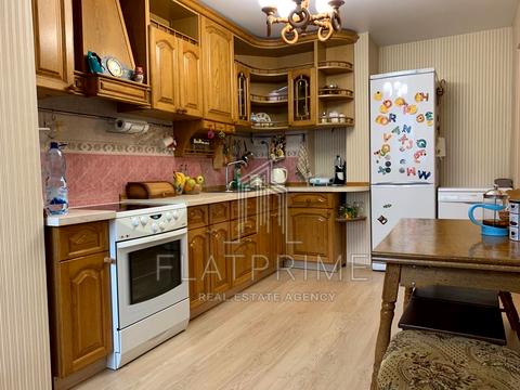 квартира за адресою Лабораторна вул., 14