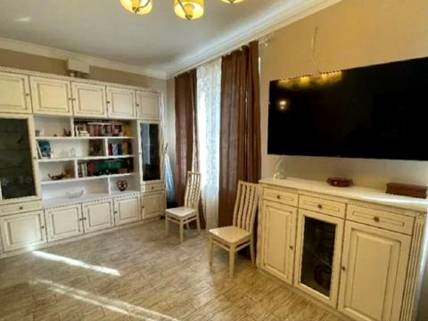 будинок за адресою Абрикосова вул.