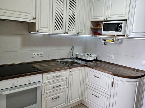 квартира по адресу Юлии Здановской ул. (Ломоносова), 81-Б