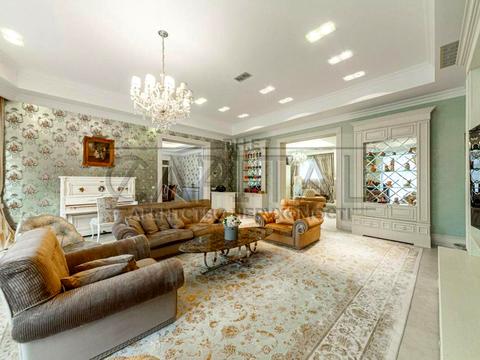 будинок за адресою Межигірська вул.