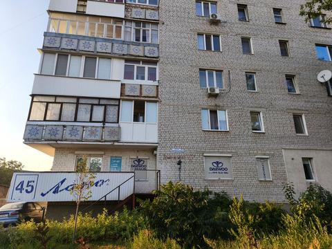 комерційна за адресою Домбровського вул., 45