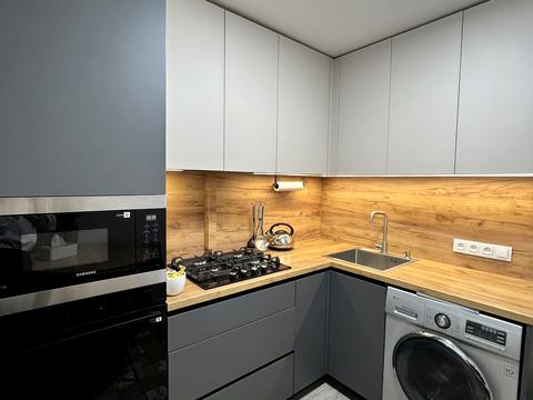 квартира за адресою Богдана Хмельницького просп. (Героїв Сталінграда), 108-А