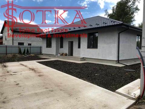 дом по адресу Центральна