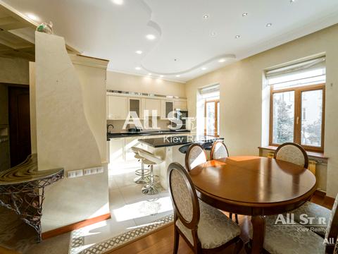 квартира за адресою Шота Руставелі вул., 8
