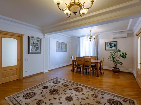 квартира за адресою Саперно-Слобідська вул., 22