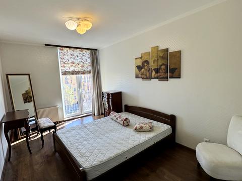 квартира за адресою Регенераторна вул., 4 к5