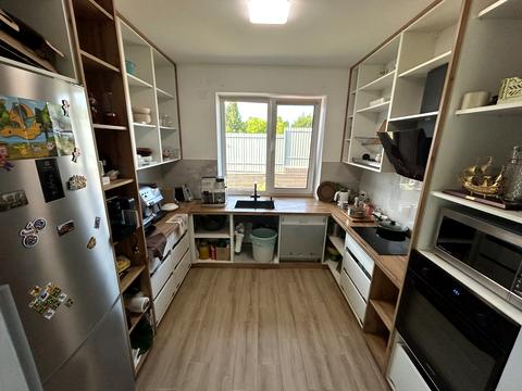 будинок за адресою с. Іванковичі, Нова, 1