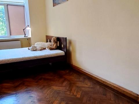 квартира за адресою Пекарська вул., 49