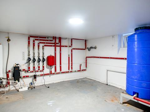 комерційна за адресою Євгена Чикаленка вул., 26