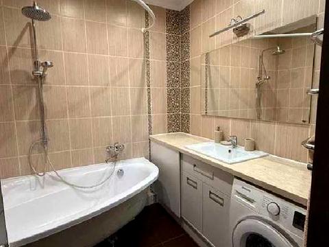 квартира по адресу Кондратюка Юрия ул., 5