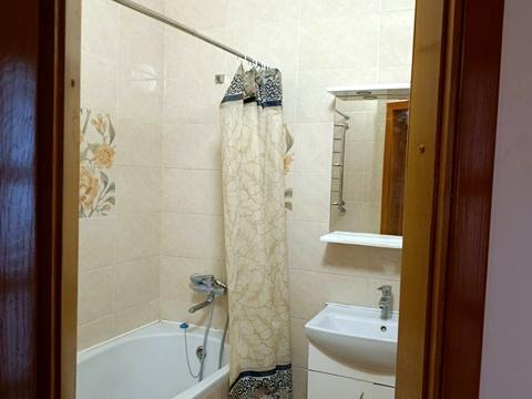 квартира за адресою Панаса Мирного вул., 29/1