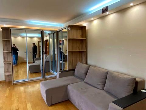 квартира за адресою Машинобудівна вул., 21