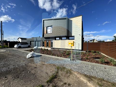 дом по адресу Озерна