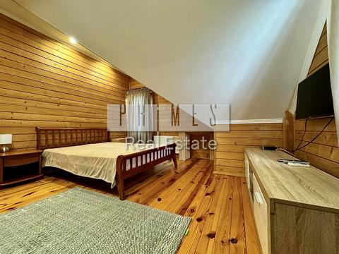 будинок за адресою Кар'єрна вул.