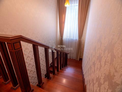 будинок за адресою Вишнева вул., 4