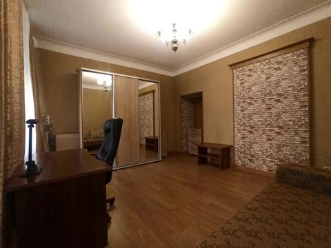 квартира за адресою Митрофана Довнар-Запольського вул., 2/20