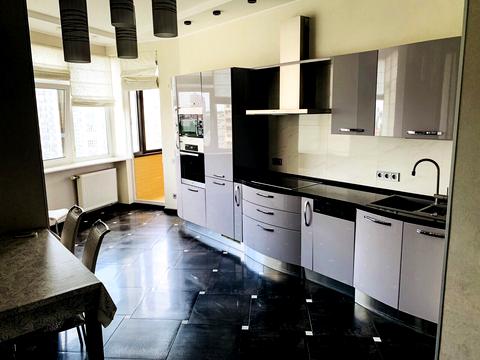 квартира по адресу Леси Украинки бульв., 7-Б