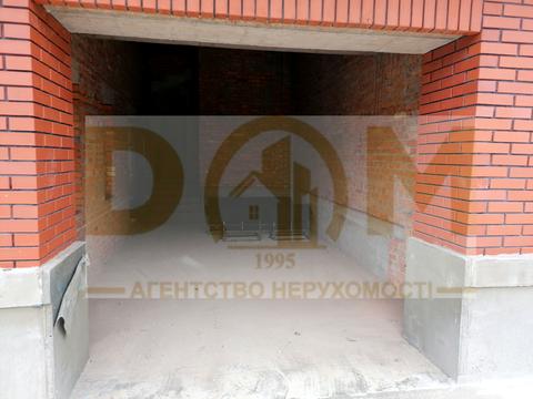 дом по адресу Василя Сухомлинського ул., 25
