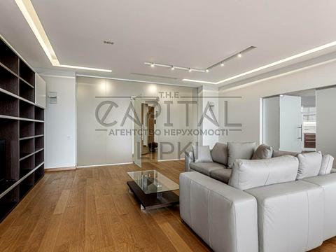 квартира за адресою Андрія Верхогляда вул. (Михайла Драгомирова), 5