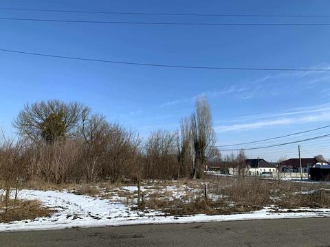 ділянка за адресою Центральна