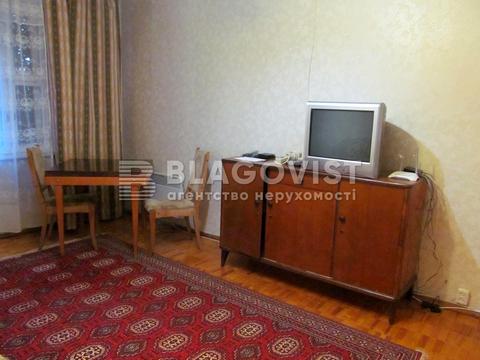 квартира за адресою В'ячеслава Чорновола вул., 8