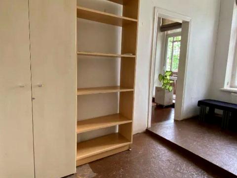 комерційна за адресою Володимира Антоновича вул. (Свердлова), 37