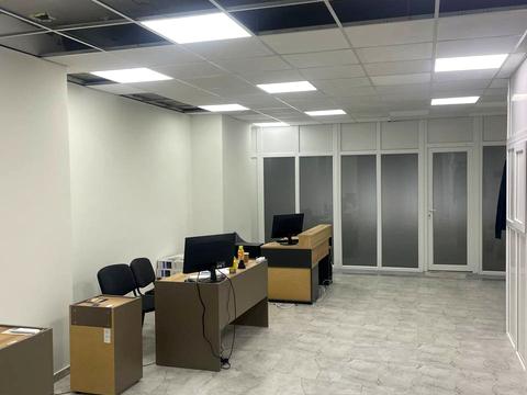 коммерческая по адресу Подільська ул., 70