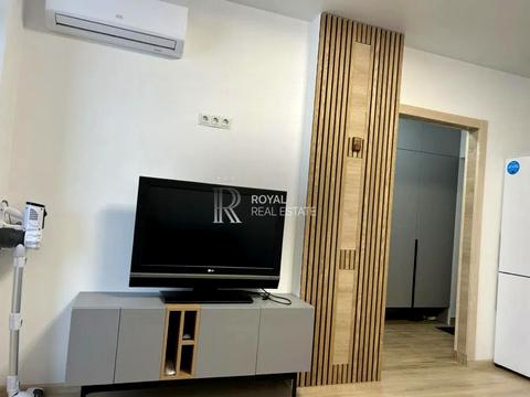 квартира за адресою Салютна вул., 2-Б