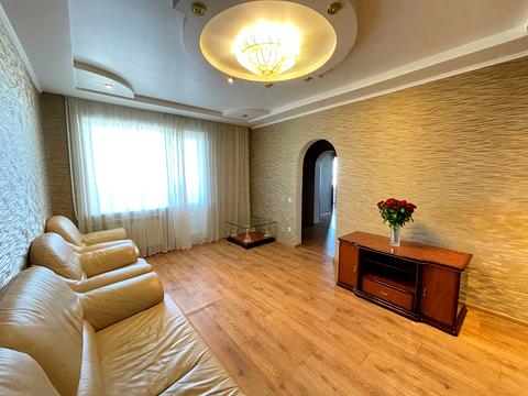 квартира за адресою Сахарова вул., 3