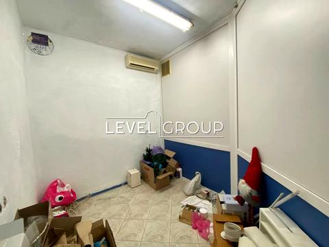 комерційна за адресою Володимира Івасюка просп. (Героїв Сталінграду), 65