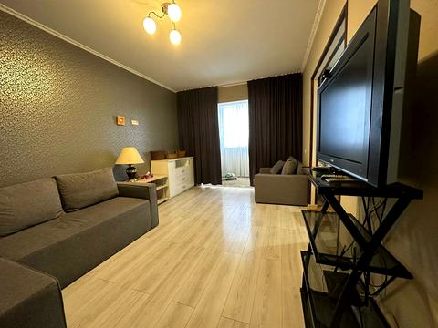 квартира за адресою Святоюріївська, 24