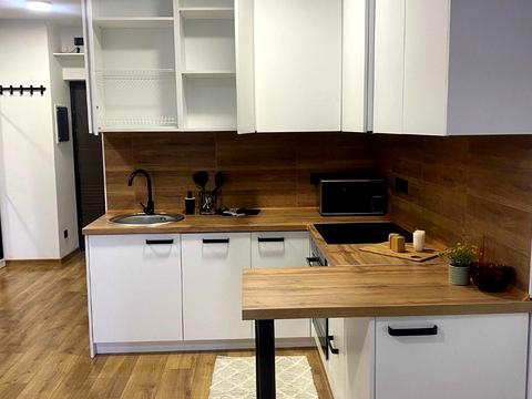 квартира по адресу Любомира Гузара просп. (Космонавта Комарова), 13