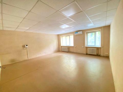 комерційна за адресою Науки просп. (Гагаріна), 177