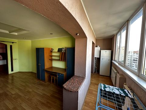 квартира за адресою Олександра Довженка вул., 9б