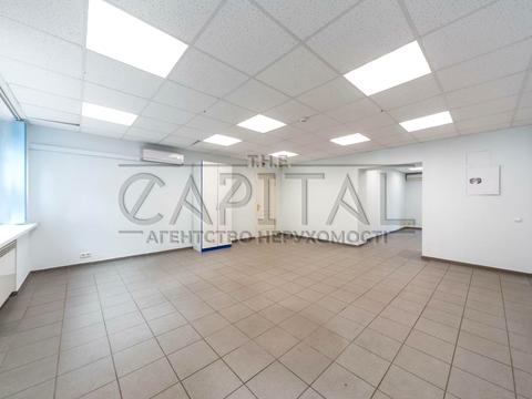комерційна за адресою Тараса Шевченка бульв., 38