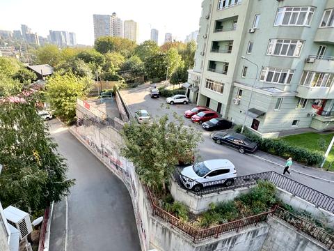 квартира за адресою Феодосійський пров., 14