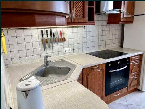 квартира по адресу Александра Мишуги ул., 12