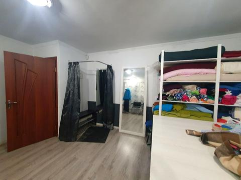 комерційна за адресою Авіаконструктора Антонова вул., 8в