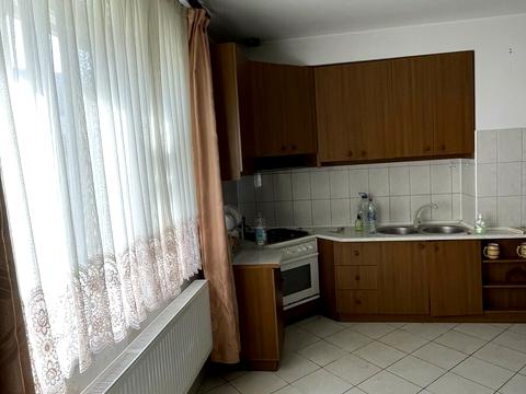 будинок за адресою Коновальця