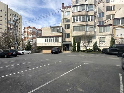квартира по адресу Степана Бандери ул., 9/2