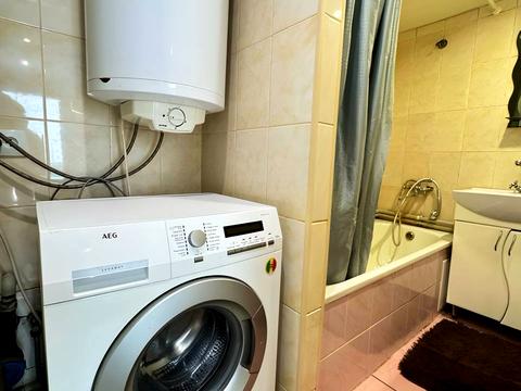 комерційна за адресою Дніпро, Бердянська вул., 61Б
