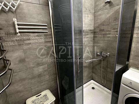 квартира за адресою Велика Васильківська вул. (Червоноармійська), 136