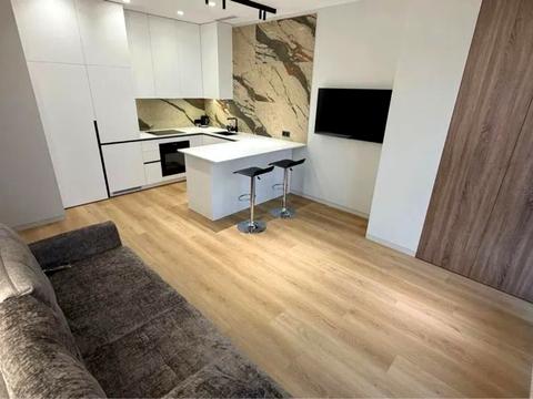 квартира по адресу Кучеревського бульв., 1