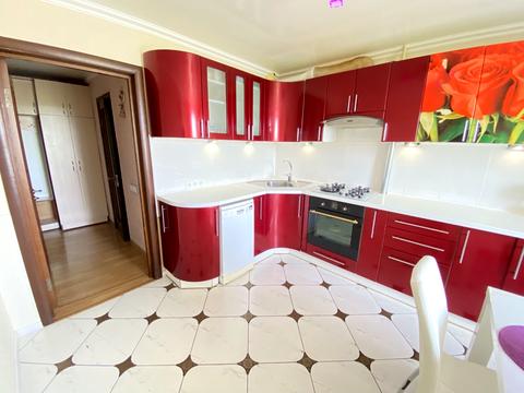 квартира за адресою Домнобудівників, 6