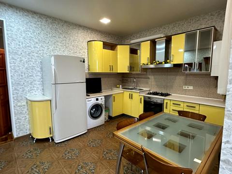 квартира за адресою Ракетна вул., 3